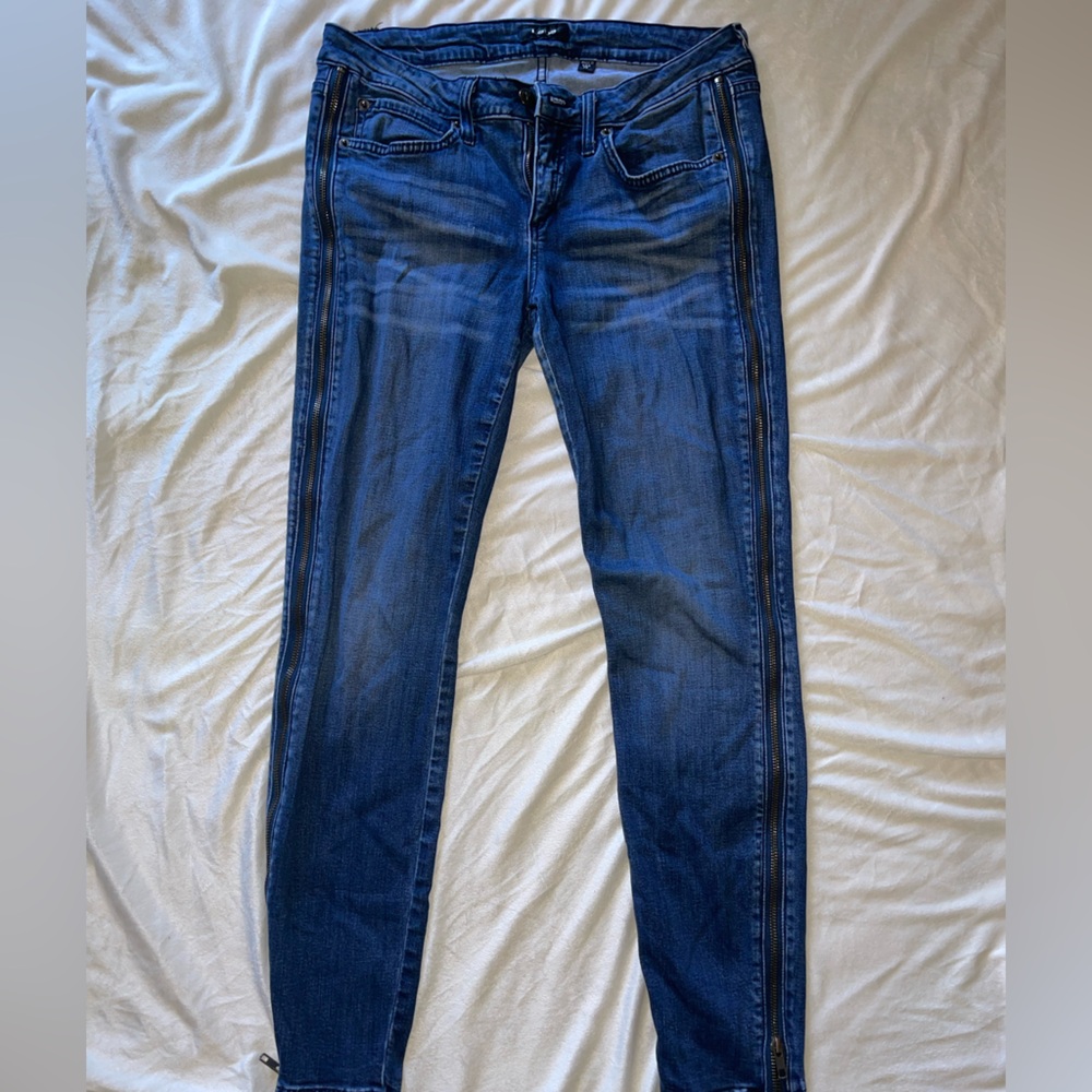 BEBE Dark Blue side zipper Skinny Jeans